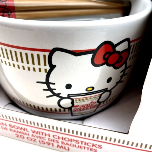 Hello Kitty Ramen Bowl Chopsticks 20oz Cup Noodles Kitchen Dining Collectible - Picture 4 of 5